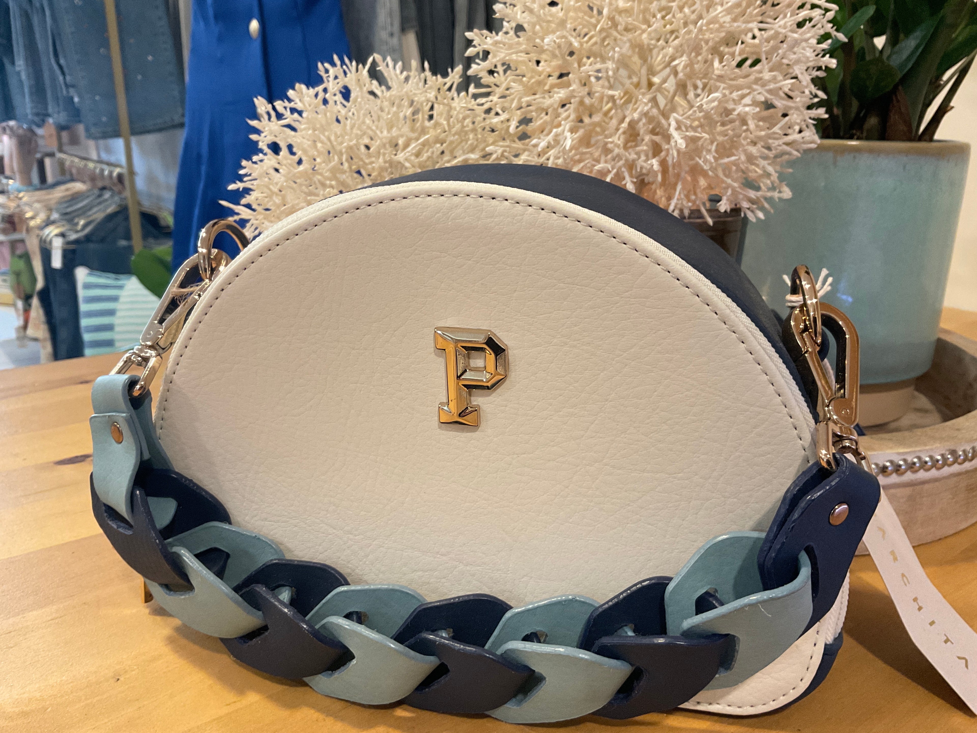 Parchita bags Roberta