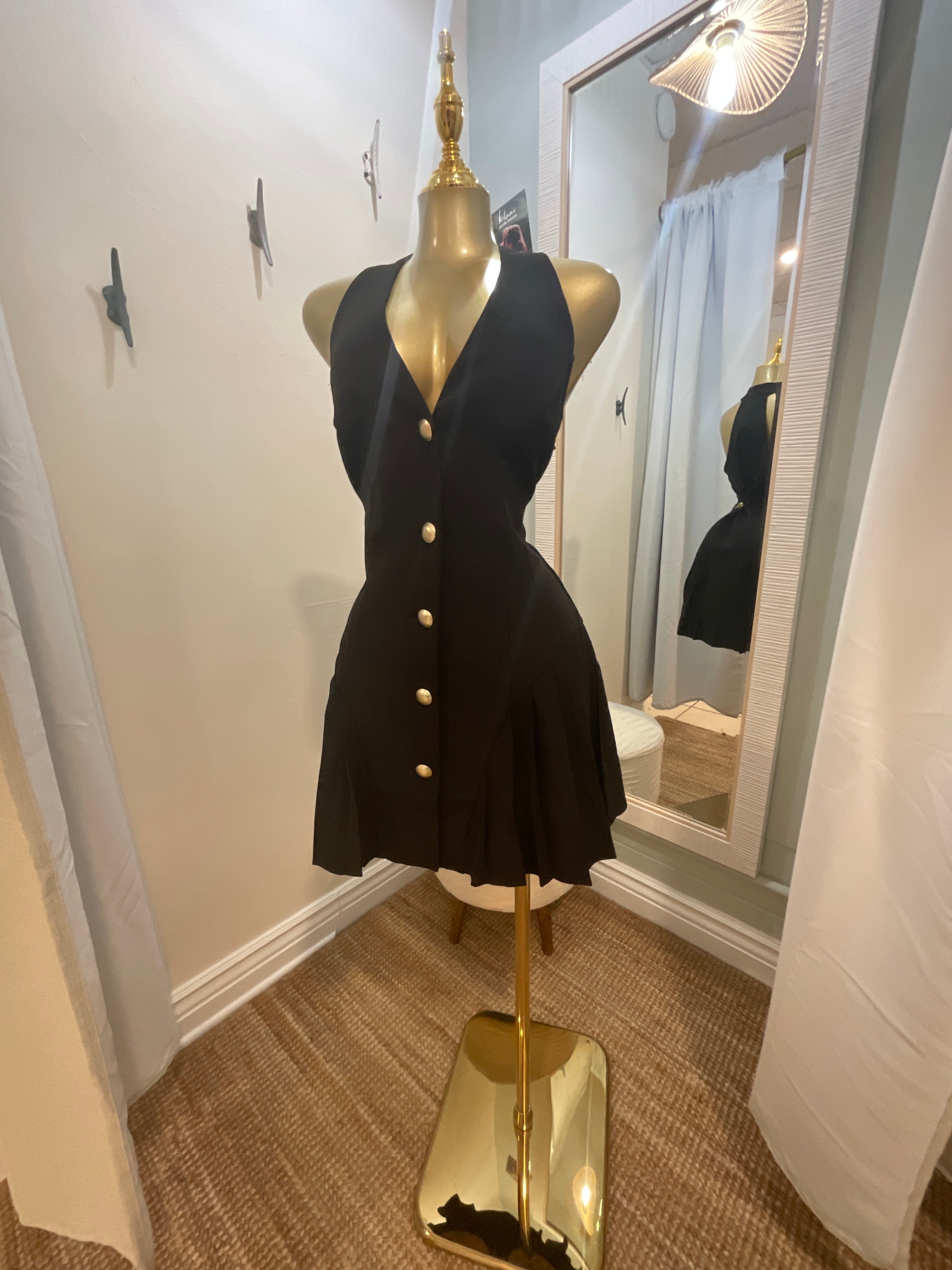 Bella’s dress